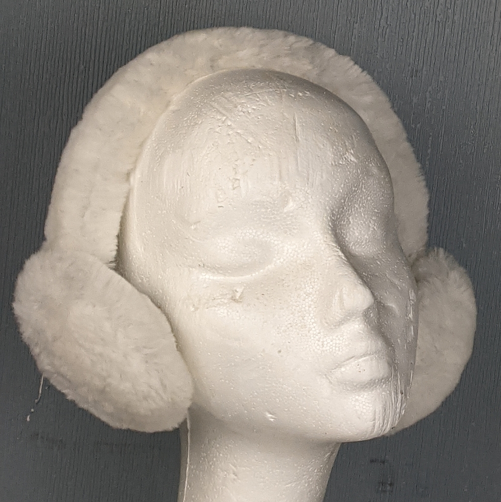 Surell Shearling Earmuffs White NWOT